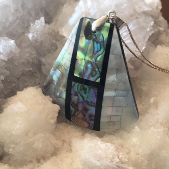 Stunning Abalone Necklace - Picture 4 of 9